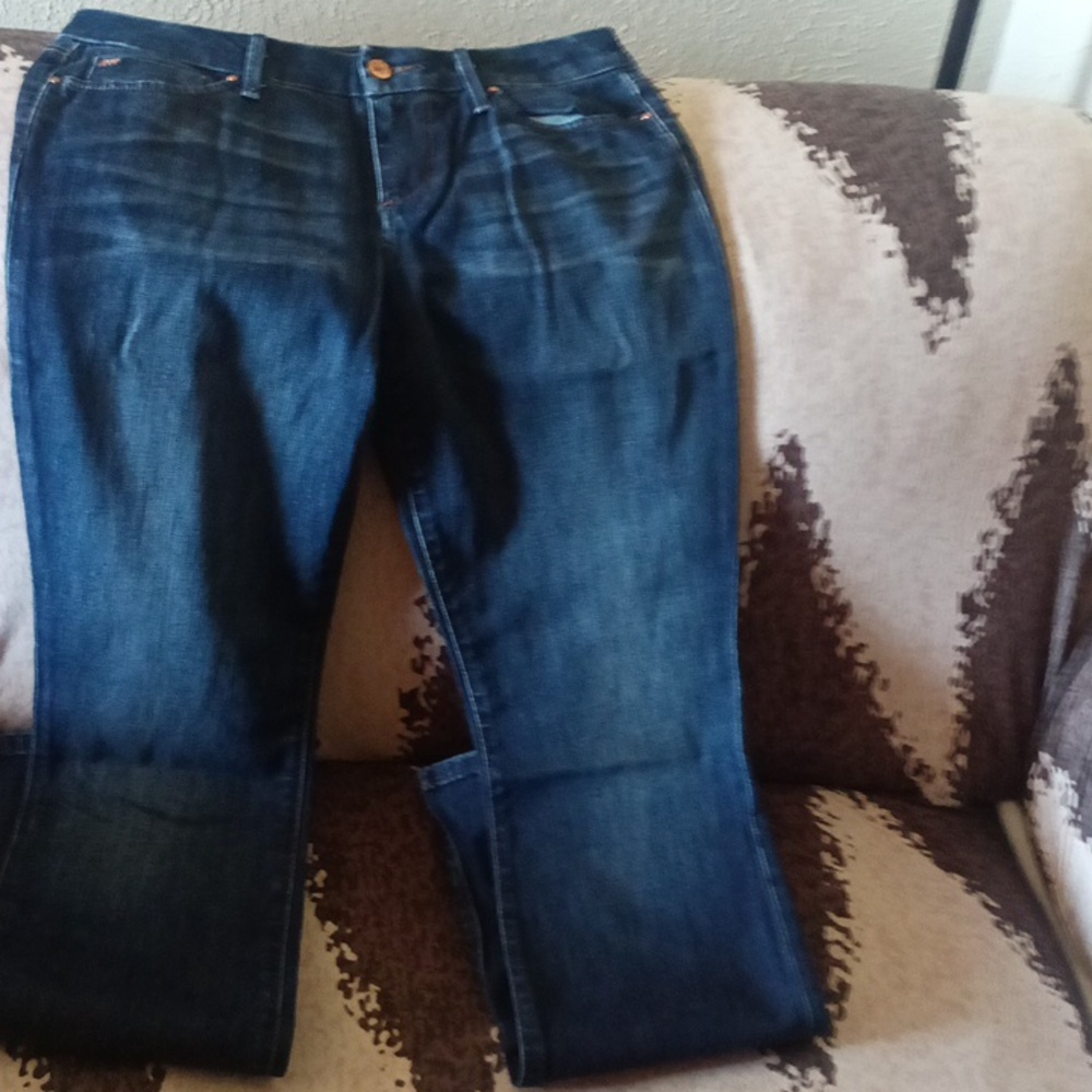 One pair of size 29 Honey for Jeans
